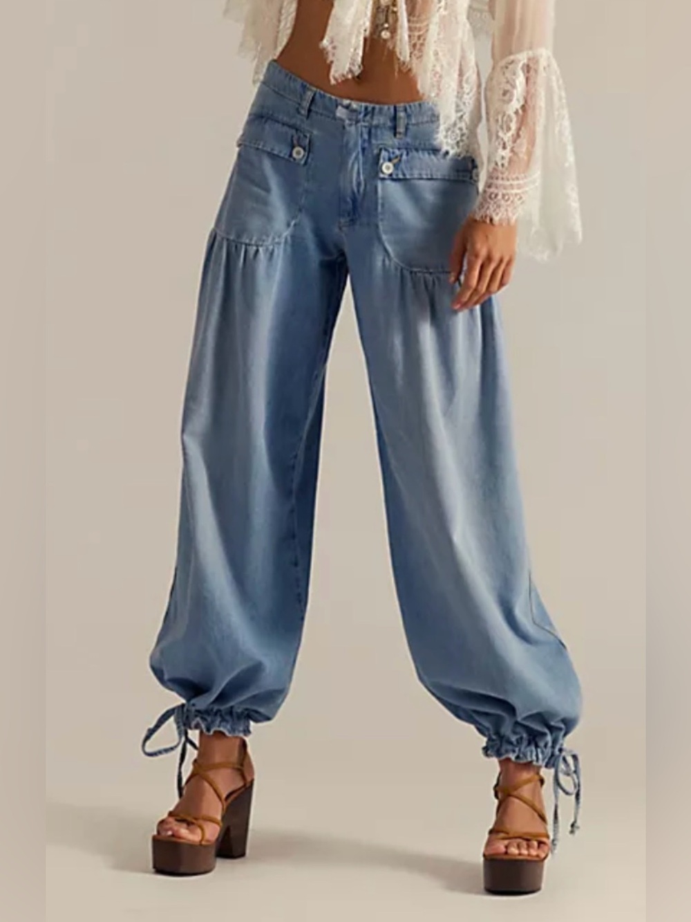 Free People We the Free Lotus Cinched Hem Balloon Jeans Morning Glory 28 NWT